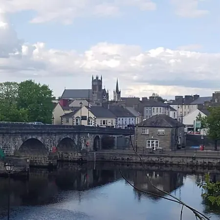 Bridge House *